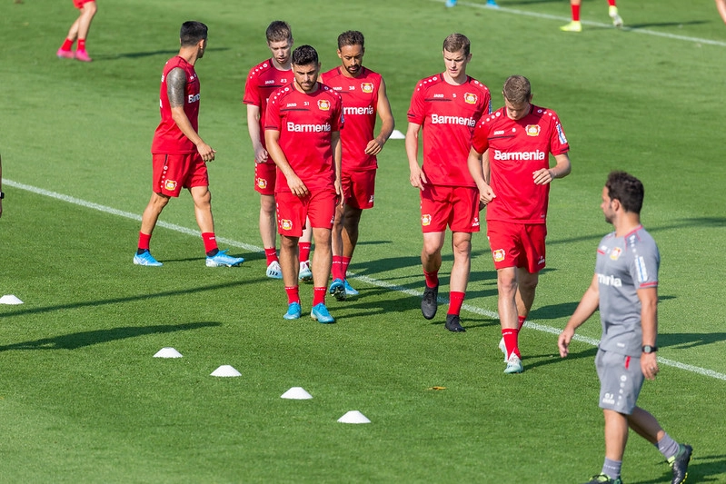Football clubs open training sessions on YouTube